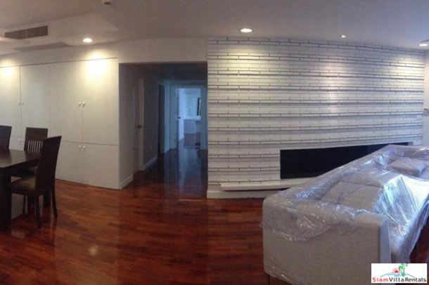Extra Large Pet Friendly Three Bedroom Condos for Rent in Asok-5