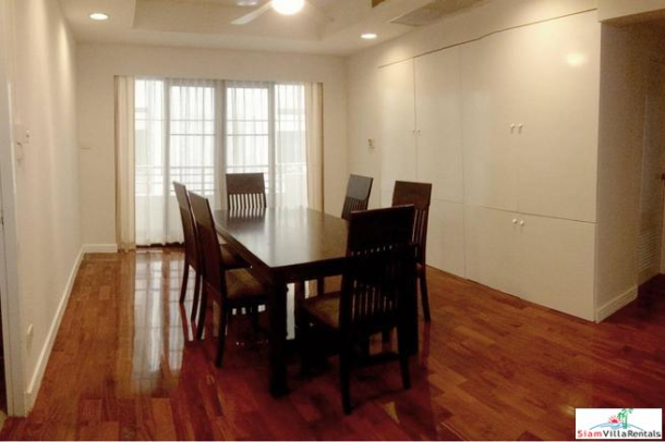 Extra Large Pet Friendly Three Bedroom Condos for Rent in Asok-9