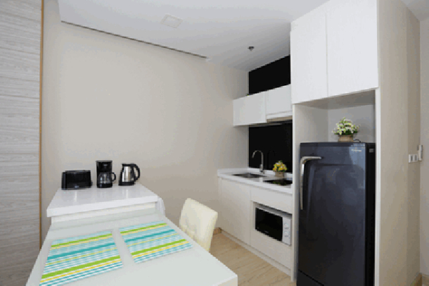 1 Bedroom Beachfront Condominium with stunning view for rent- Jomtien-4