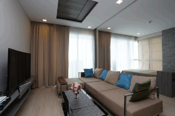 2+1 Bedroom Beachfront Condominium for short term- Long term Rental-1