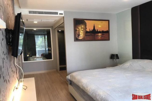 Pool Access from this Three Bedroom in Pattaya-16