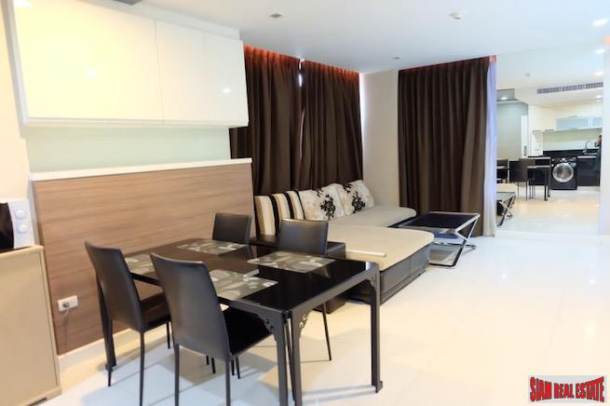 Three Bedroom with Pool View in Excellent Condition, Pattaya-11