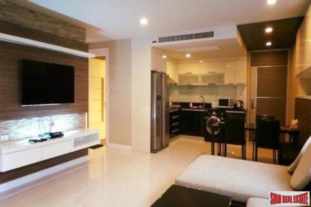 Three Bedroom with Pool View in Excellent Condition, Pattaya-19