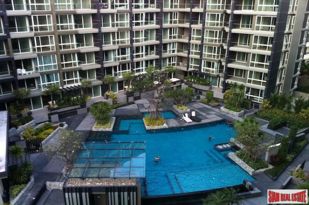 Roomy Two Bedroom Fully Furnished Condo in Pattaya-1