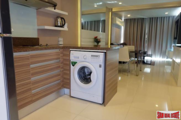 Roomy Two Bedroom Fully Furnished Condo in Pattaya-6