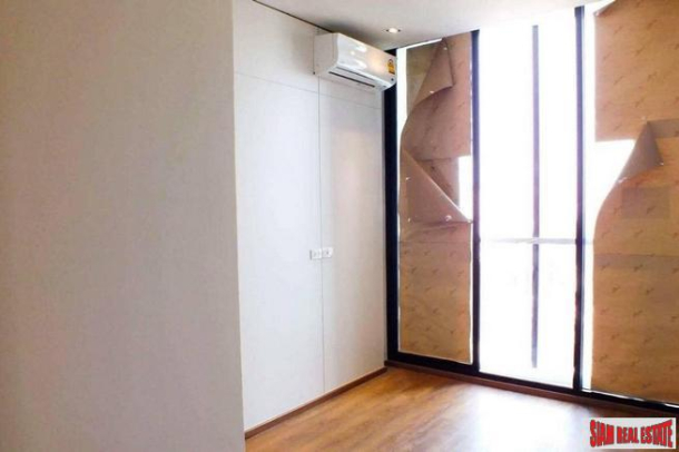 Park 24 | Exceptional Benchasiri Park Views from this Two Bedroom Condo in Phrom Phong-11