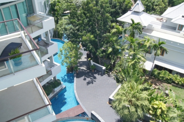 2 Bedroom Beachfront Pattaya Wongamat-2