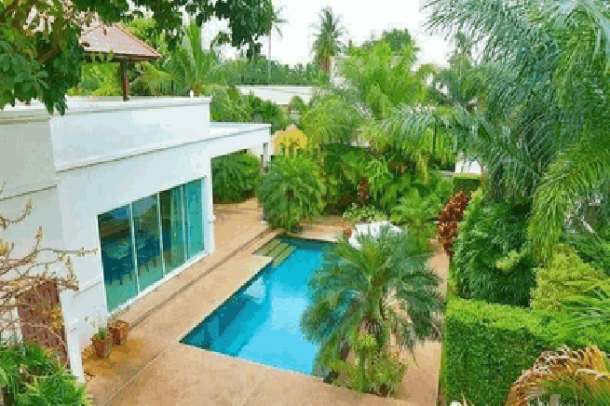 3 Bedroom 3 Bathroom Large Modern House In An Up-Market Location - East Pattaya-9