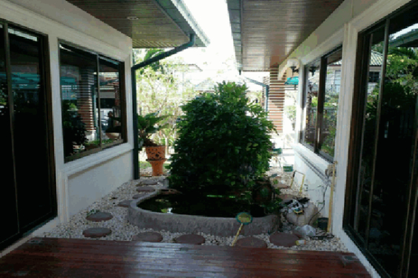 Beautiful 3 bedroom house with nice garden for rent -East Pattaya-20