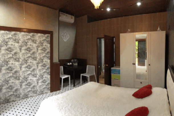 Mini hotel at a great location for sale - Phratamnak hill Pattaya-3
