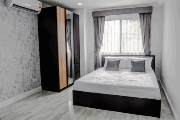 Beautiful 2 bedroom condo with modern design for sale- Phratamnak-16