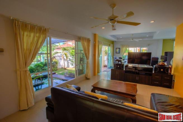 Luxurious Three Bedroom Pool Villa Centrally Located and 150 Meters to Chalong Bay-14