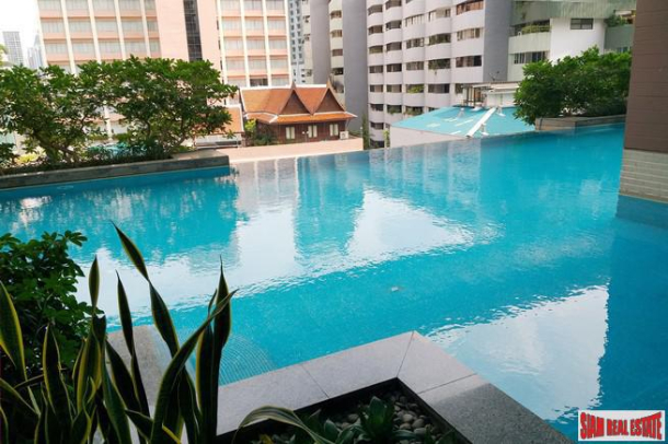 Large Sunny Corner Two Bedroom Condo in Phrom Phong-19