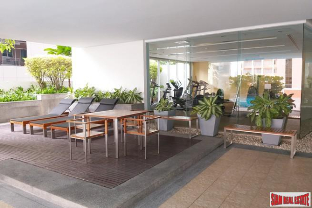 Large Sunny Corner Two Bedroom Condo in Phrom Phong-20