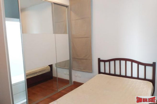 Large Sunny Corner Two Bedroom Condo in Phrom Phong-6