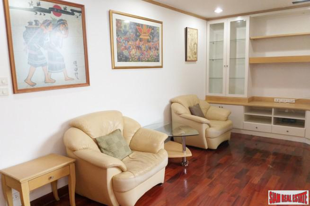 Siri Residential | Large Two Bedroom Phrom Phong Condo with City Views and Convenient Location-18