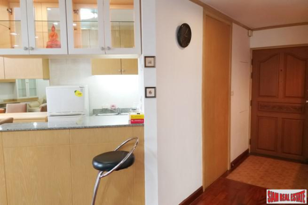 Siri Residential | Large Two Bedroom Phrom Phong Condo with City Views and Convenient Location-5