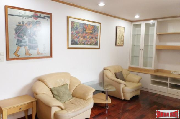 Siri Residential | Large Two Bedroom Phrom Phong Condo with City Views and Convenient Location-6