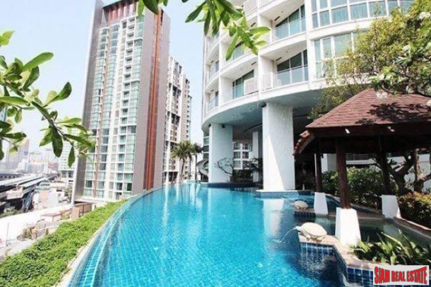 Sky Walk Residences | Two Bedroom Phra Khanong Condo on 30th Floor with Great City Views and Many Amenities-1