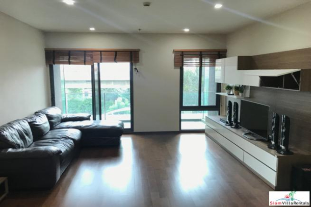 Noble Remix | Easy Walk to BTS Thong Lo from this Two Bedroom Condo for Rent-4