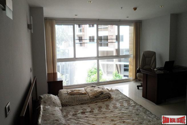 Two bedroom in a lovely position overlooking Pattaya bay.-20