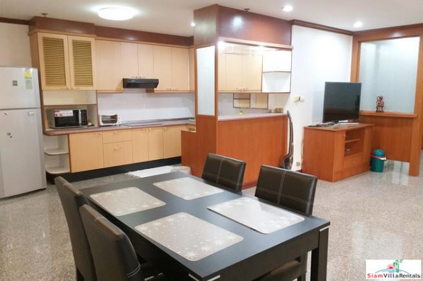 Baan Suan Petch | Roomy Two Bedroom Condo Good for Small Family in Phrom Phong-15