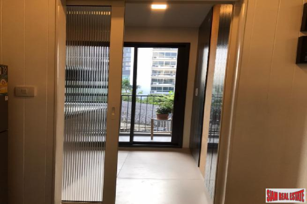New Office and Retail Space Ranging from 30 sqm to 353 sqm Near BTS Thailand Cultural Centre-26