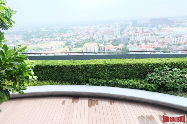 Sea Views from the 29th Floor of this Two Bedroom Condo in North Pattaya-14