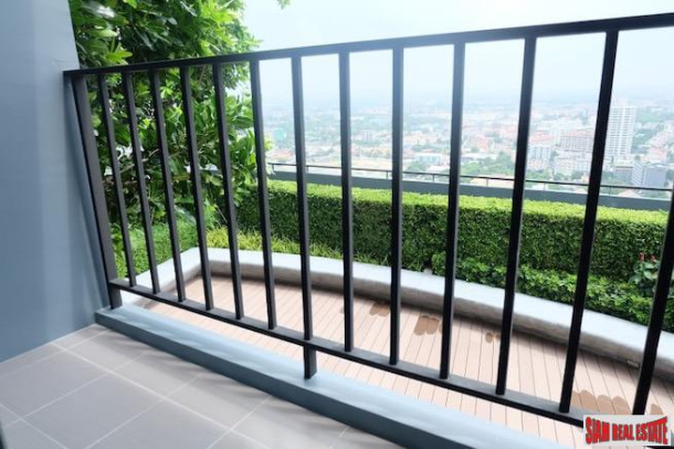 Sea Views from the 29th Floor of this Two Bedroom Condo in North Pattaya-15