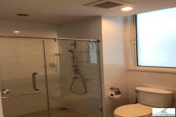 Siri Residence Condominium | Three Bedroom with Views  Close to Shopping and BTS Phrom Phong-12