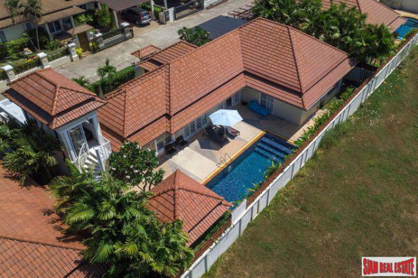 Large Private Four Bedroom Pool Villa Close to the Beach in Rawai-23