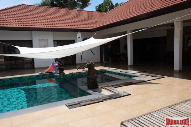 Four Bedroom Single Storey Pool Villa with Large Private Swimming Pool in Rawai-16