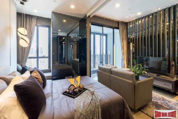 Stunning Newly Completed Condo 56 Storey Condominium Near MRT Sam Yan, Silom-30
