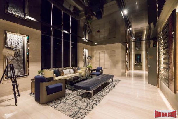 Stunning Newly Completed Condo 56 Storey Condominium Near MRT Sam Yan, Silom-8