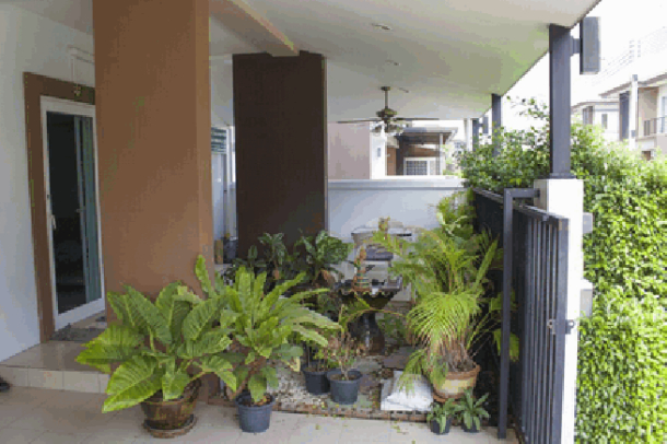 Hot sale!! 3 bedroom fully furnish house for sale - East Pattaya-7