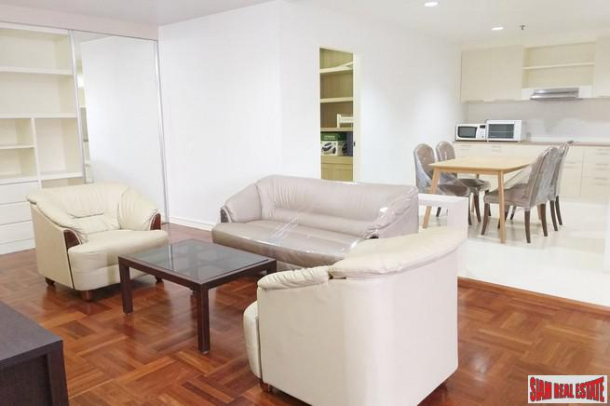 Baan Suanpetch | Spacious Family Style Two Bedroom Condo with City Views  in Phrom Phong-9