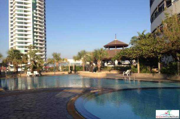 Bangkok River Marina | Four Bedroom Condo for Rent with views of  the Chao Phraya River-3