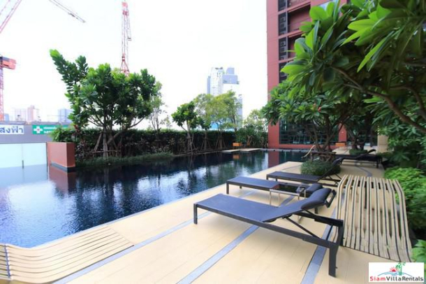 WYNE Sukhumvit | Contemporary One Bedroom Condo with City Views near BTS Phra Khanong-12