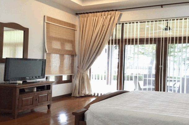 3 bedroom Thai-Bali style house for rent - East Pattaya-14