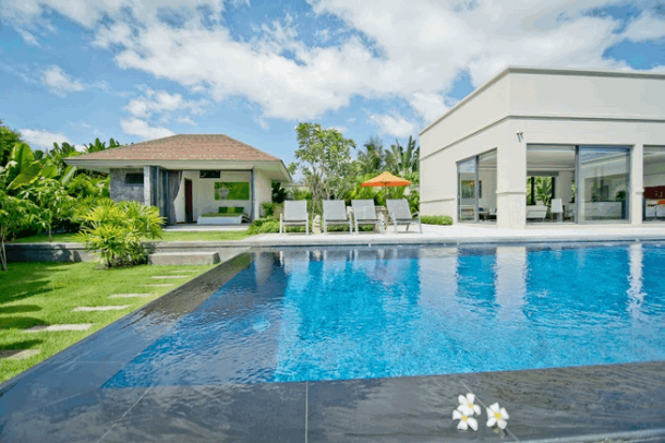 4 Bedrooms 4 Bathrooms Large Modern House In An Up-Market Location - East Pattaya-19