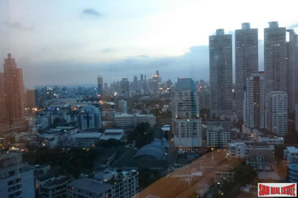 Siri Residence | Two Bedroom Corner Condo on the 26th Floor in Phrom Phong-4