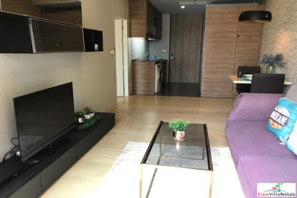 Noble Refine | Sunny Comfortable One Bedroom Condo for Rent in Phrom Phong.-17
