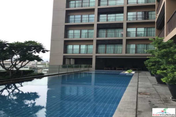 Noble Refine | Sunny Comfortable One Bedroom Condo for Rent in Phrom Phong.-5