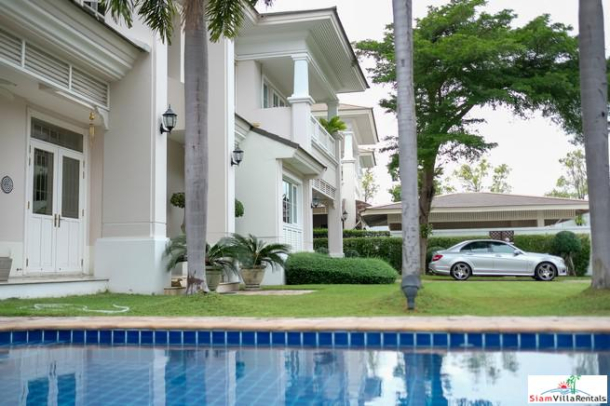 Nantawan Srinakarin | Exclusive Five Bedroom Pet Friendly House with Private Swimming Pool and Large Gardens in Prakan-13
