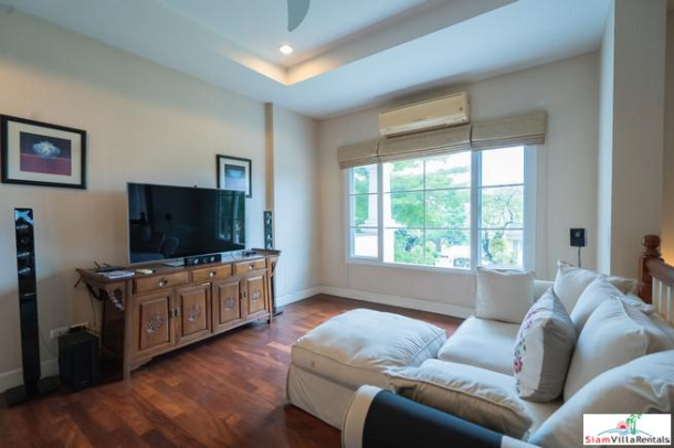 Nantawan Srinakarin | Exclusive Five Bedroom Pet Friendly House with Private Swimming Pool and Large Gardens in Prakan-3