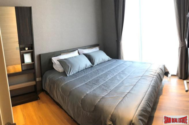 Two Bedroom Condo close to BTS Phrom Phong, Emporium and Benjasiri Park-15