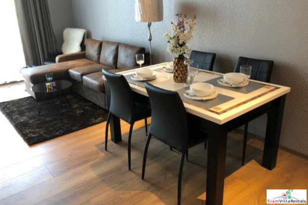 Modern Two Bedroom Condo for Rent close to BTS Phrom Phong, Emporium and Benjasiri Park-14