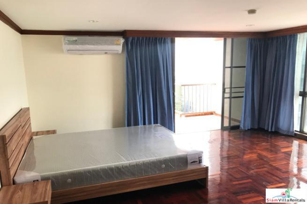 Rishi Court | Spacious 3 Bedroom, 3 Bath Apartment  in Convenient Location Between Asoke & Nana BTS-21