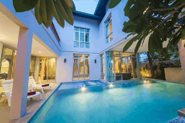 Beautiful 5 bedroom pool villa for rent -Na jomtien-1