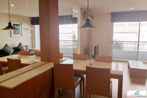 Sunny & Light Two Bedroom Condo with Excellent Facilities in Ekkamai-8